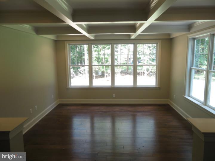 686 Valley View Lane Wayne, PA 19087 - Photo 5 of 21