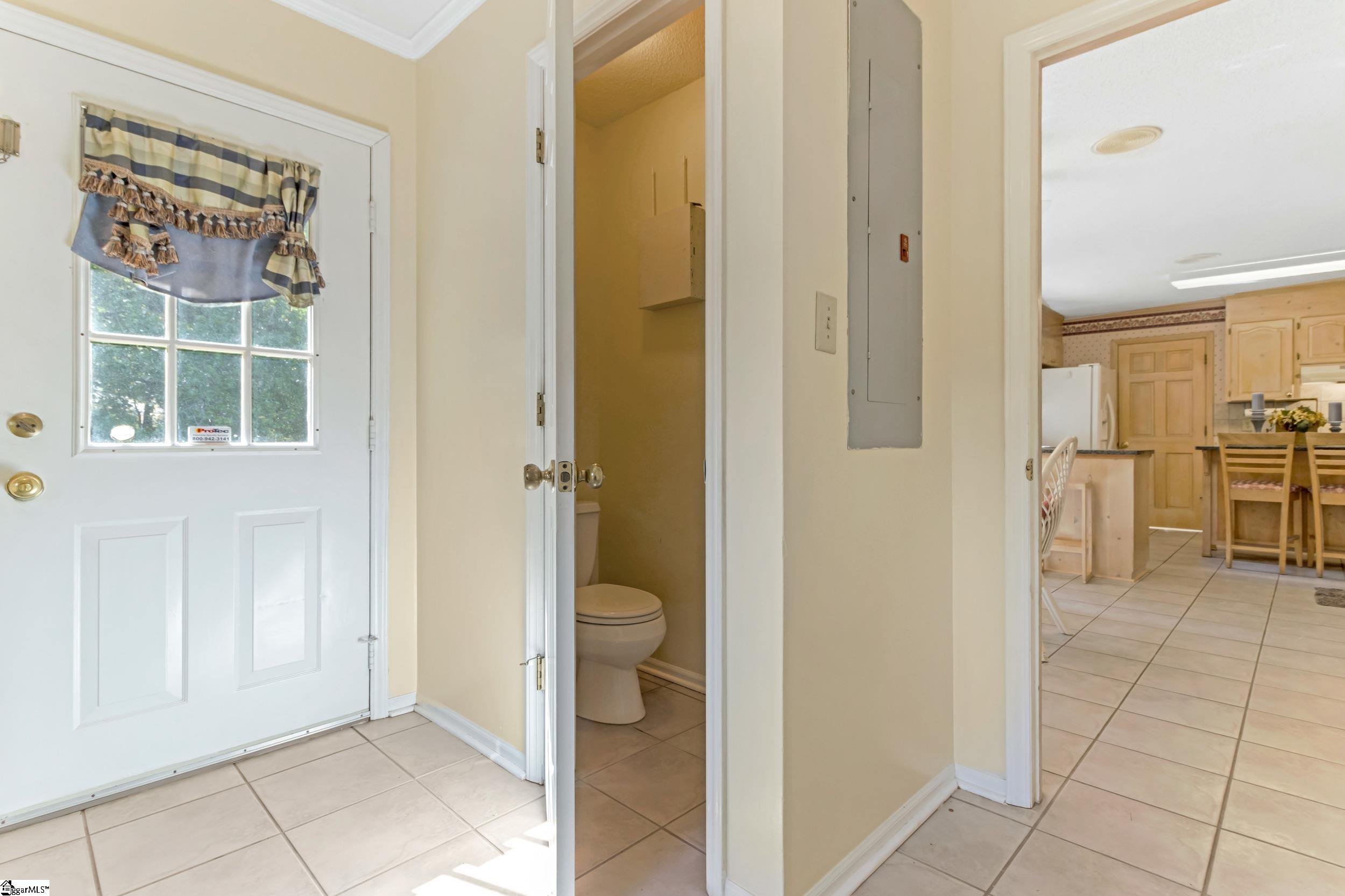 107 South Pointe Court Moore, SC 29369 - Photo 13 of 37