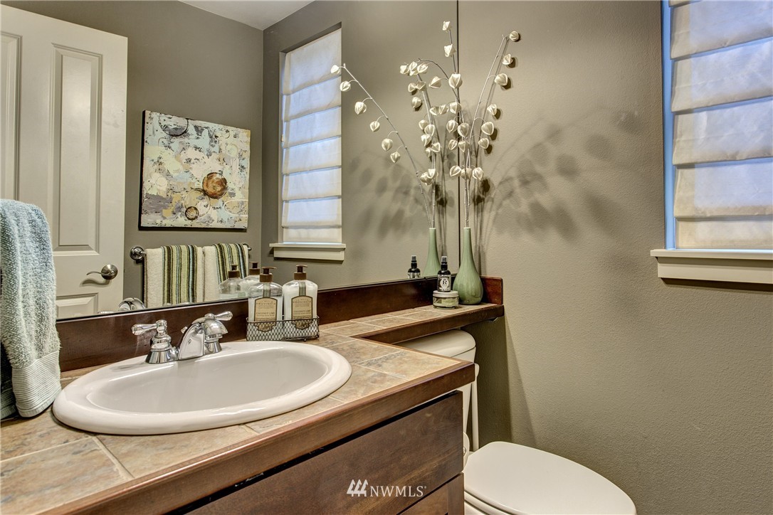 21725 38th Drive Southeast Bothell, WA 98021 - Photo 12 of 22