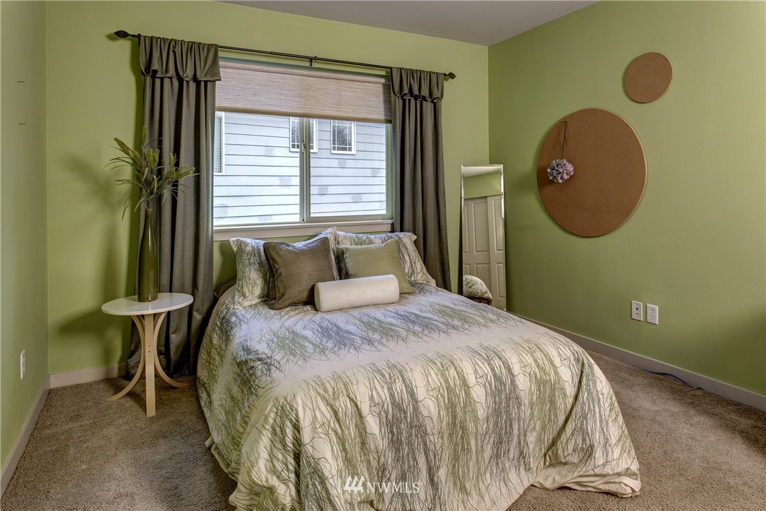 21725 38th Drive Southeast Bothell, WA 98021 - Photo 13 of 22