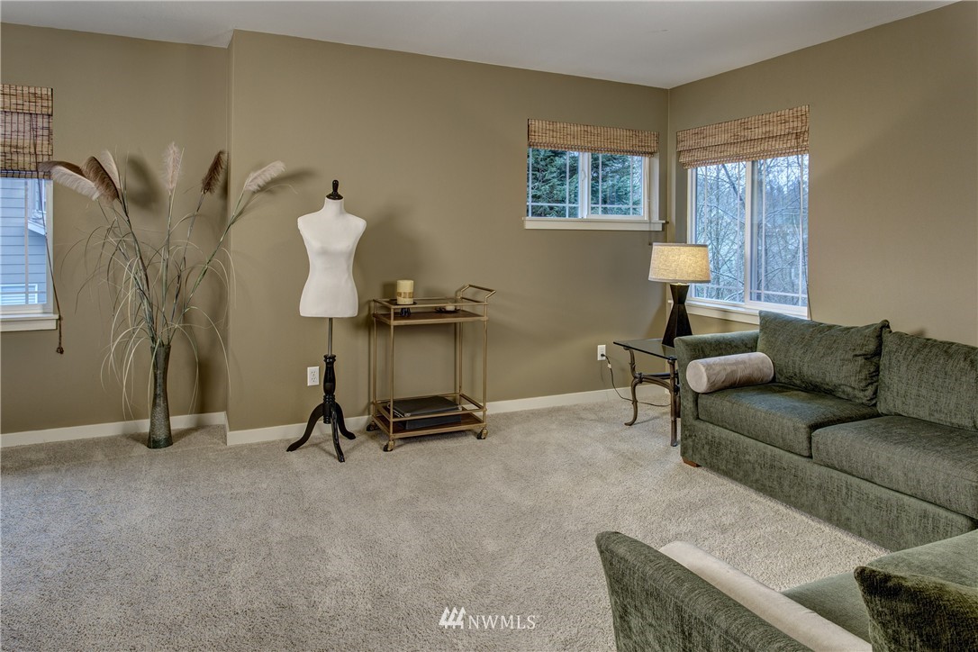 21725 38th Drive Southeast Bothell, WA 98021 - Photo 15 of 22