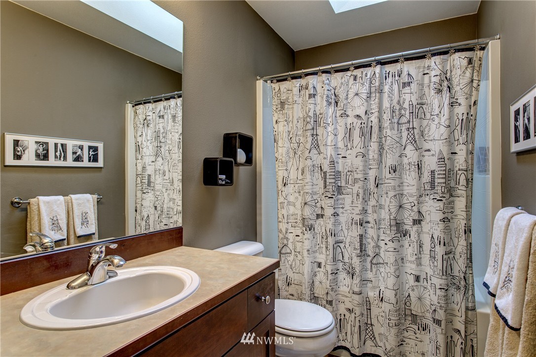 21725 38th Drive Southeast Bothell, WA 98021 - Photo 16 of 22