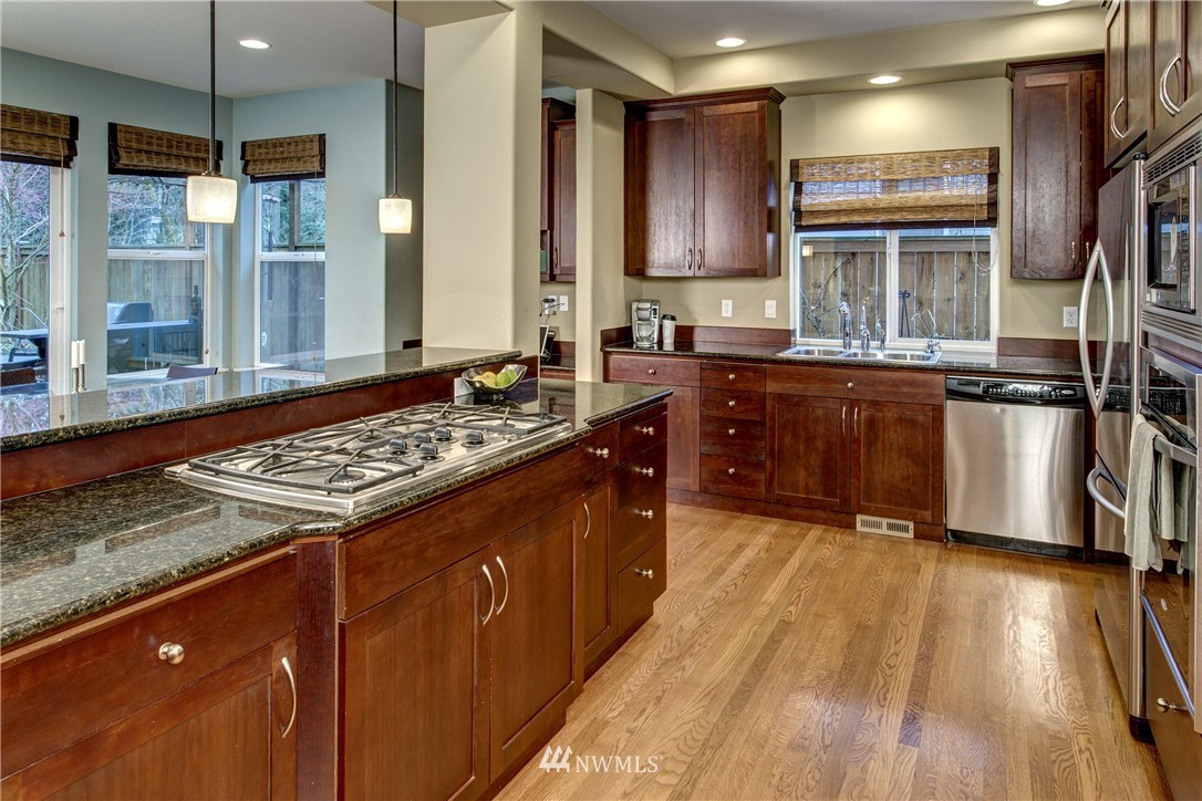 21725 38th Drive Southeast Bothell, WA 98021 - Photo 7 of 22