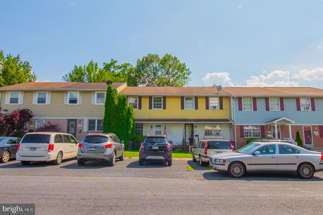 1405 Georgetown Road Middletown, PA 17057 - Photo 2 of 39 Gallery Image 2