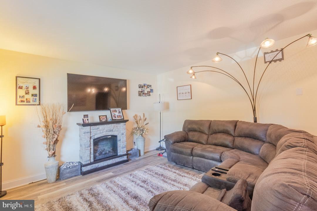 1405 Georgetown Road Middletown, PA 17057 - Photo 4 of 39 Gallery Image 4
