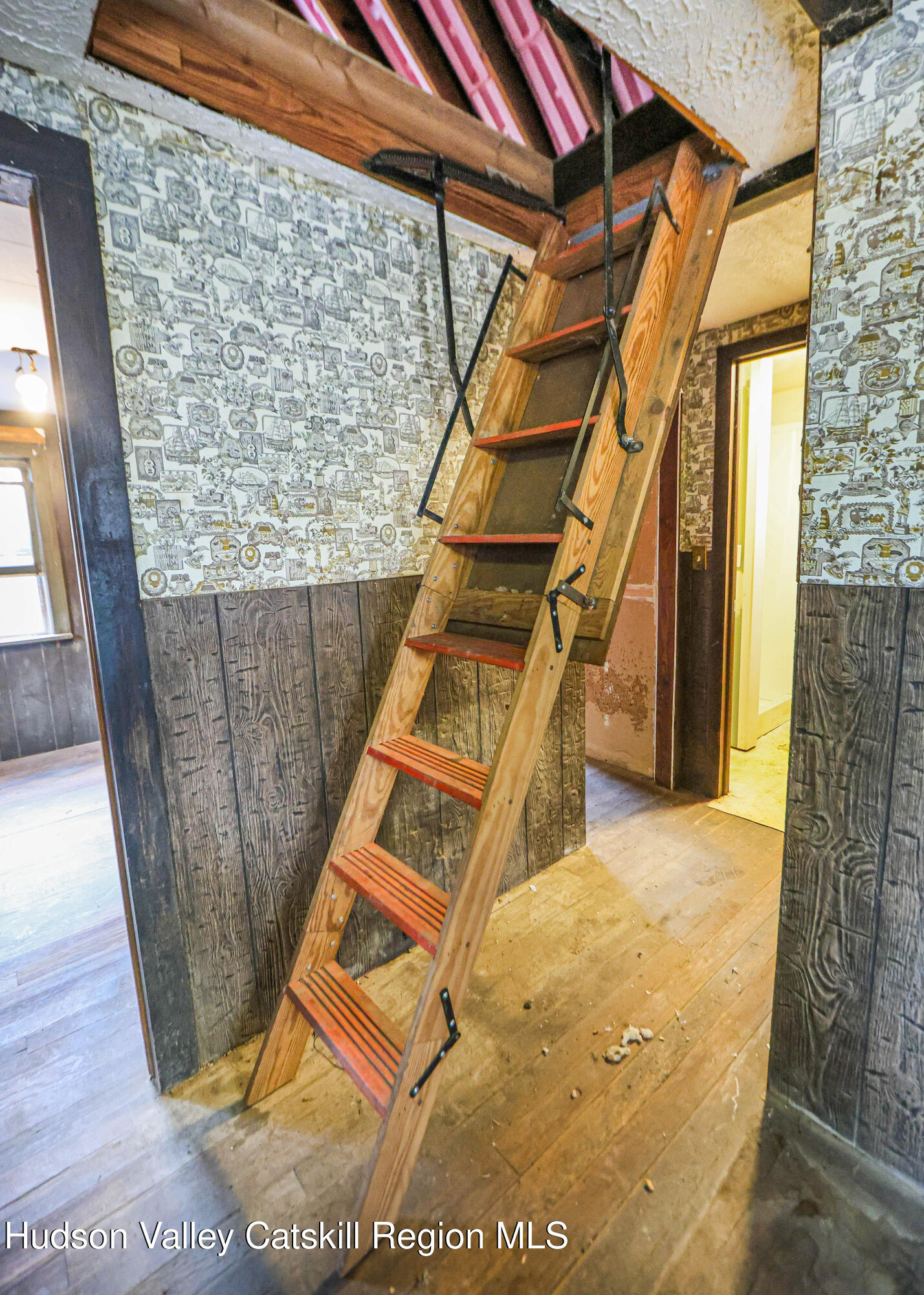 449 Spillway Road West Hurley, NY 12491 - Photo 16 of 42 a view of entryway