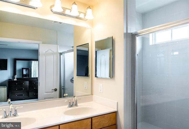 42799 Hay Road Ashburn, VA 20147 - Photo 20 of 27