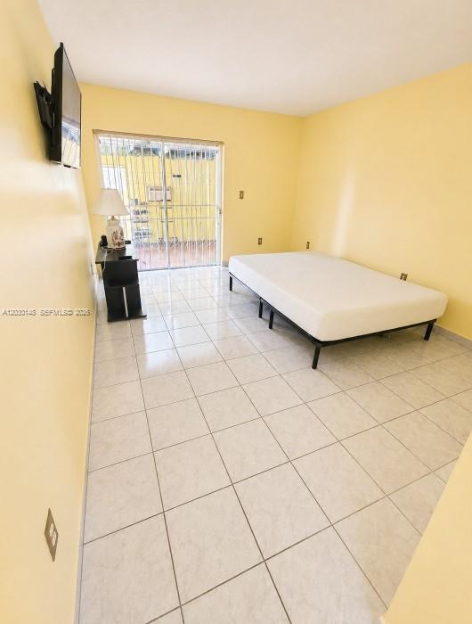 9013 Southwest 8th Terrace Miami, FL 33174 - Photo 11 of 28