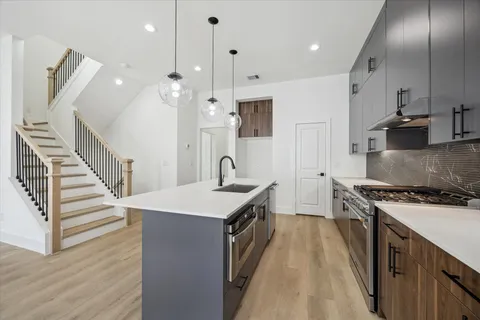 $444,900 | 754 Curtin Street, Houston, TX 77018