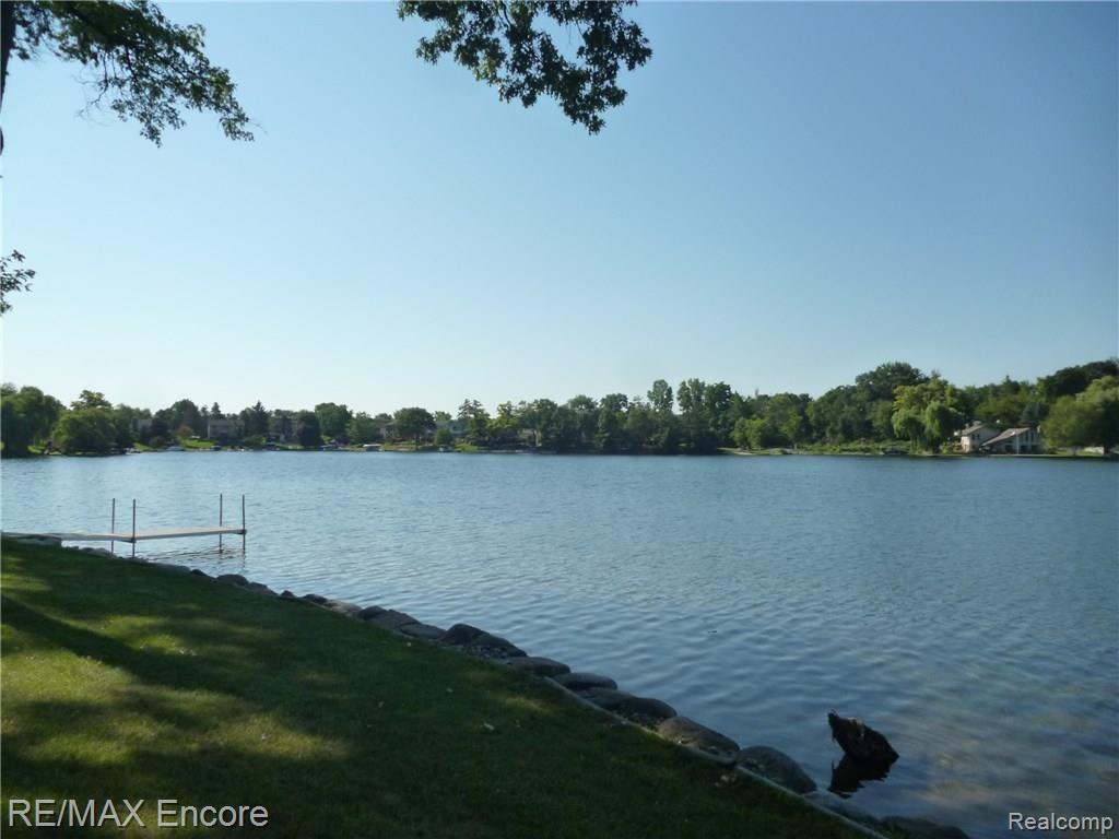 9589 Cherrywood Road Clarkston, MI 48348 - Photo 42 of 46 Sought after Susin Lake , private all sports lake that is approx. 48 acres.