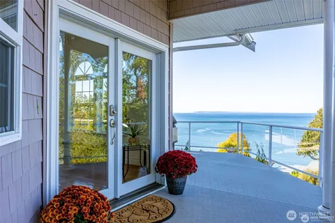 $1,199,950 | 5913 Normar Place, Blaine, WA 98230