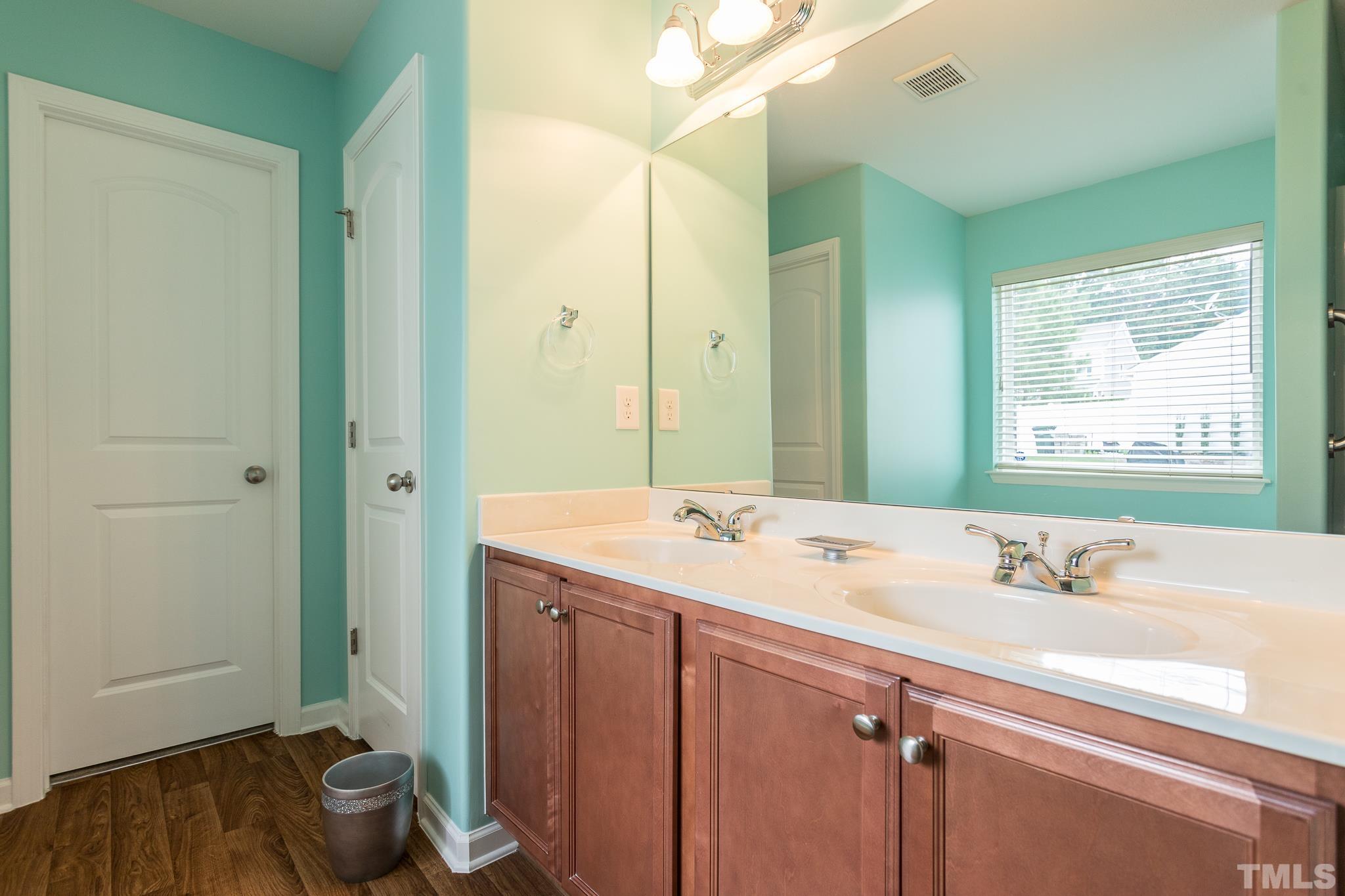 6832 Planting Court Raleigh, NC 27610 - Photo 14 of 19