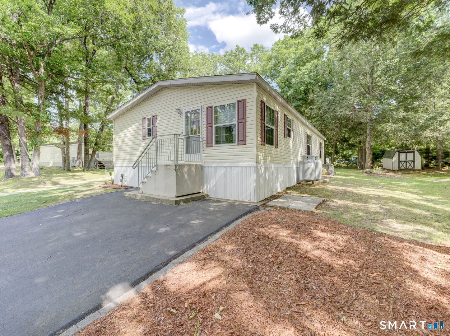 38 Long Drive Windham, CT 06256 - Photo 2 of 29