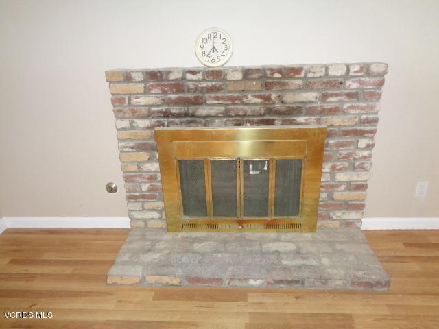 4740 Reeder Avenue Oxnard, CA 93033 - Photo 6 of 13 Family Room