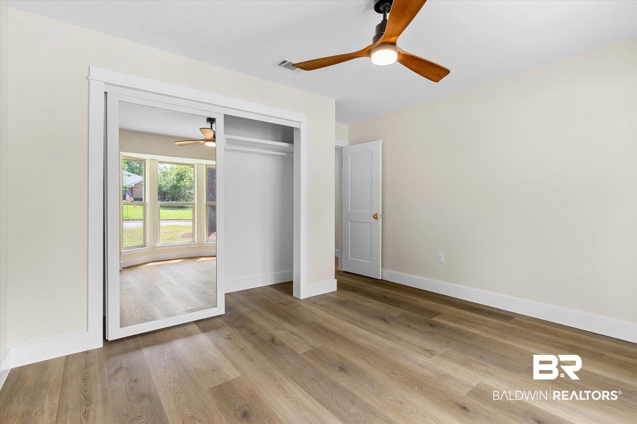 128 Dewitt Circle Daphne, AL 36526 - Photo 18 of 42 No Carpet & Great Closet Space