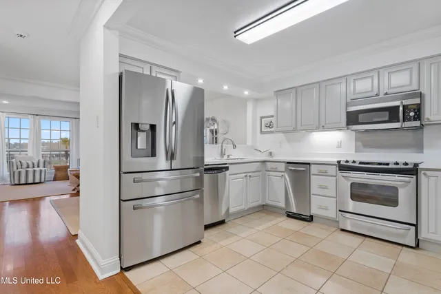 $499,500 | 717 Bienville Boulevard, Unit B2, Ocean Springs, MS 39564