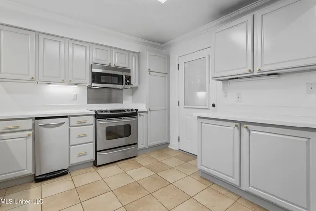 $499,500 | 717 Bienville Boulevard, Unit B2, Ocean Springs, MS 39564