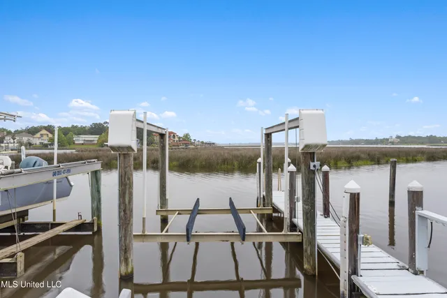 $499,500 | 717 Bienville Boulevard, Unit B2, Ocean Springs, MS 39564