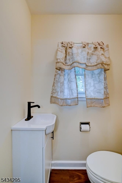 328 Plymouth Road Union, NJ 07083 - Photo 16 of 32