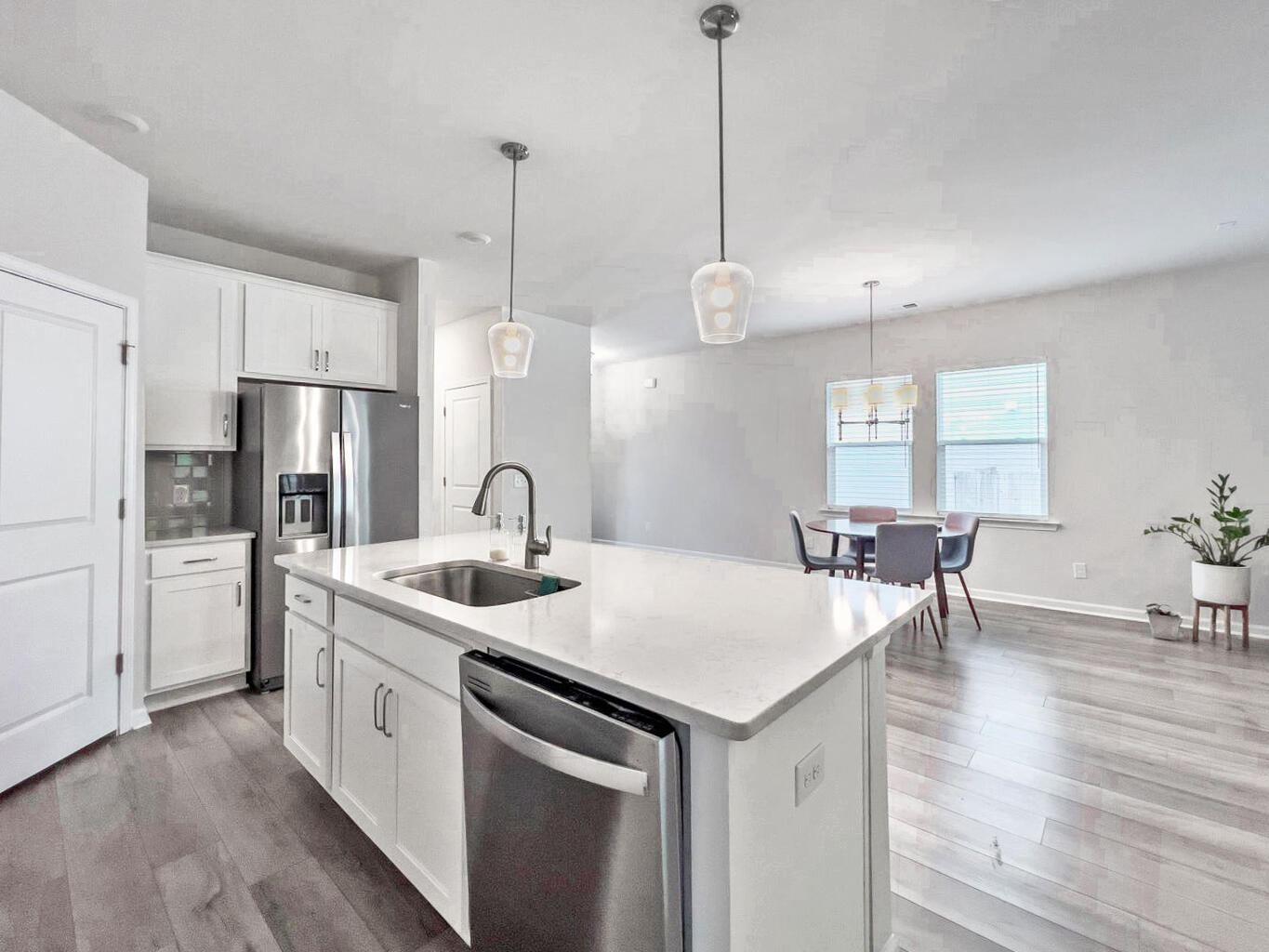 160 Cypress Plantation Road Moncks Corner, SC 29461 - Photo 8 of 30 20241219212306414662000000-o