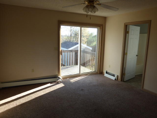 335 Pine Tree Road Bangor, ME 04401 - Photo 3 of 18 garage living