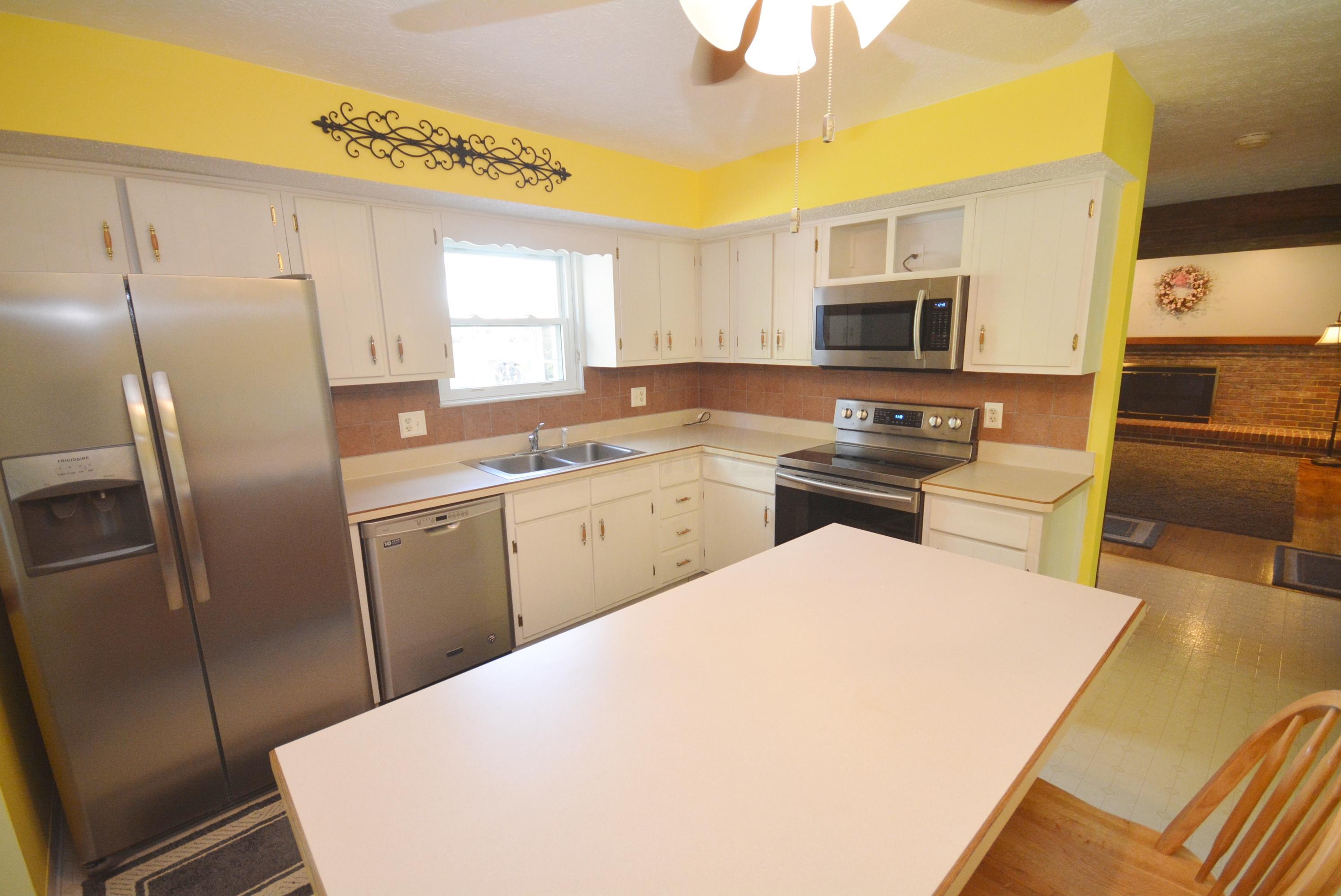 456 Tresham Road Gahanna, OH 43230 - Photo 14 of 34