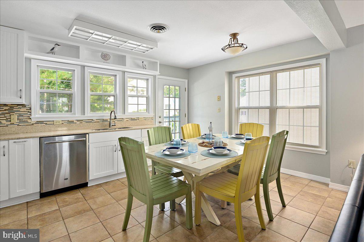 645 Sandy Point Road, Unit 36 Bethany Beach, DE 19930 - Photo 14 of 59 Gallery Image 14