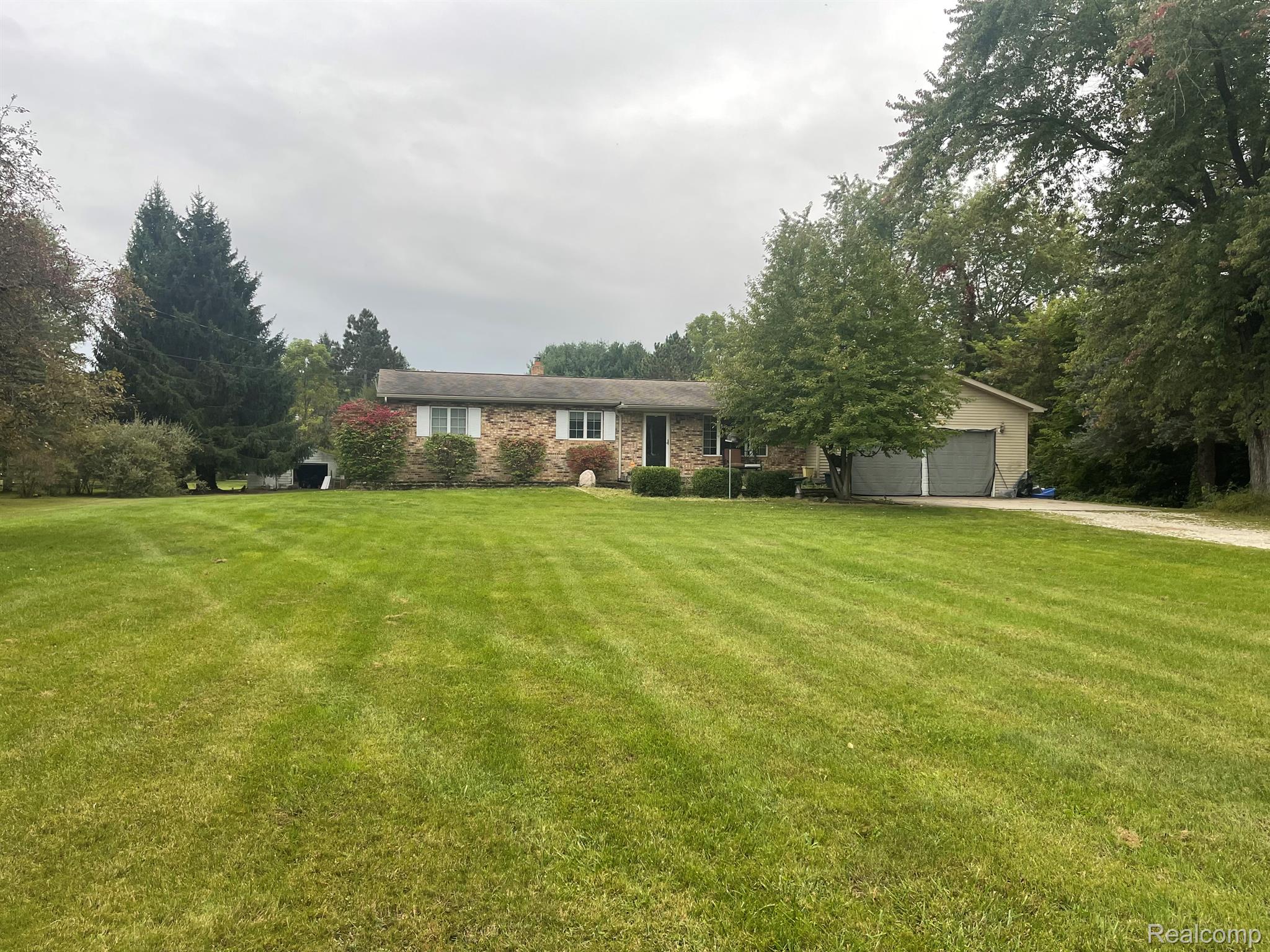 10059 Coldwater Road Flushing, MI 48433 - Photo 1 of 27 Gallery Image 1