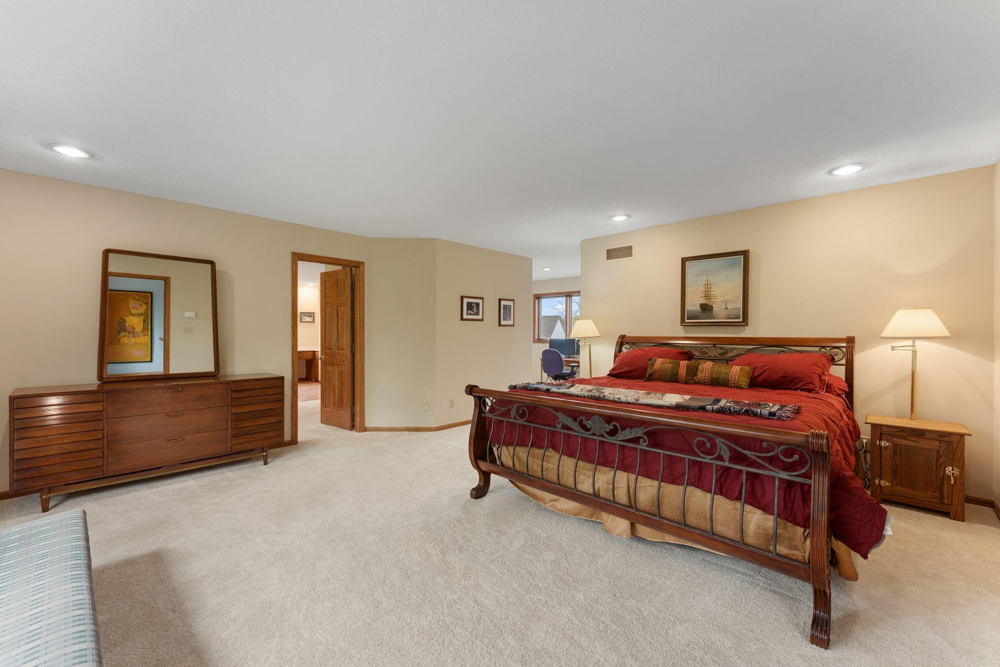 5498 Maple Ridge Court Hopkins, MN 55343 - Photo 17 of 43