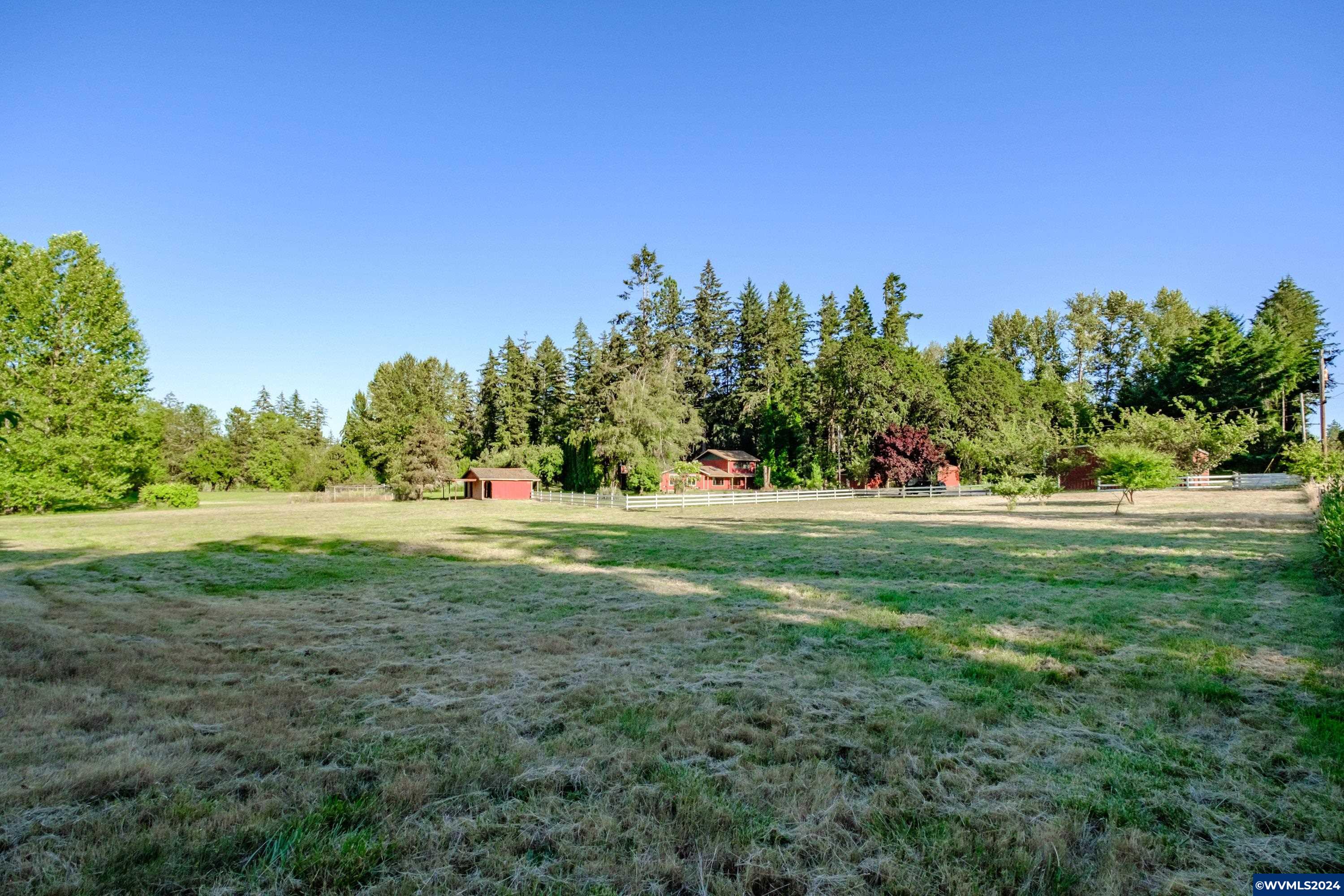 33997 Totem Pole Road Lebanon, OR 97355 - Photo 36 of 41