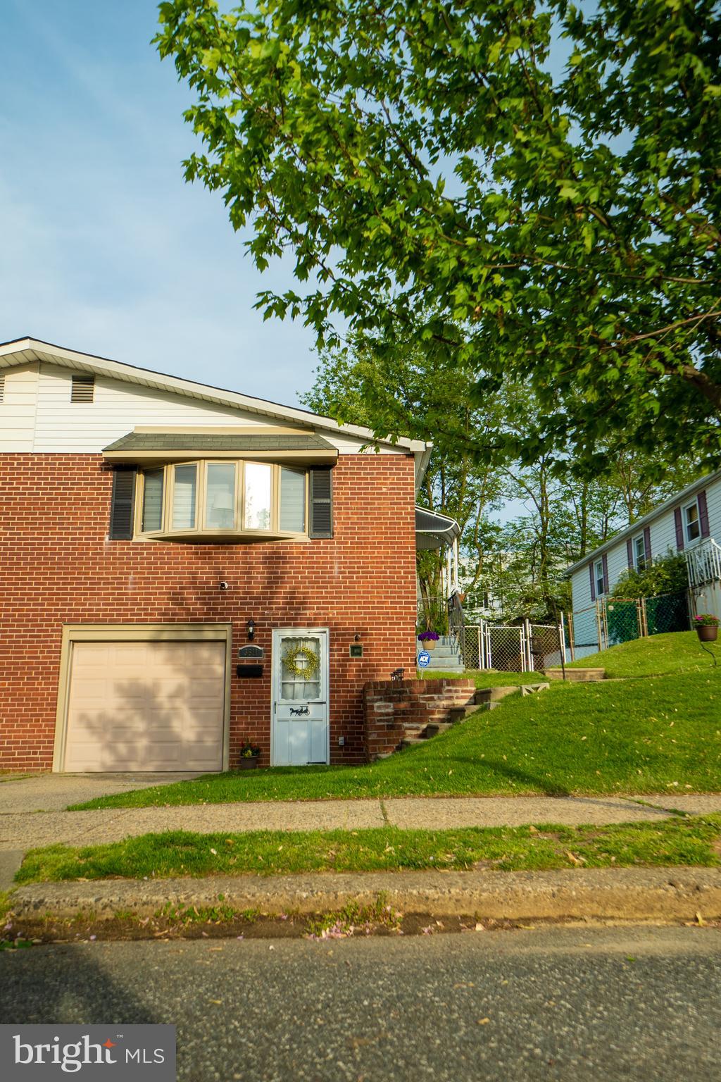 3611 Chesterfield Road Philadelphia, PA 19114 - Photo 3 of 37 Gallery Image 3