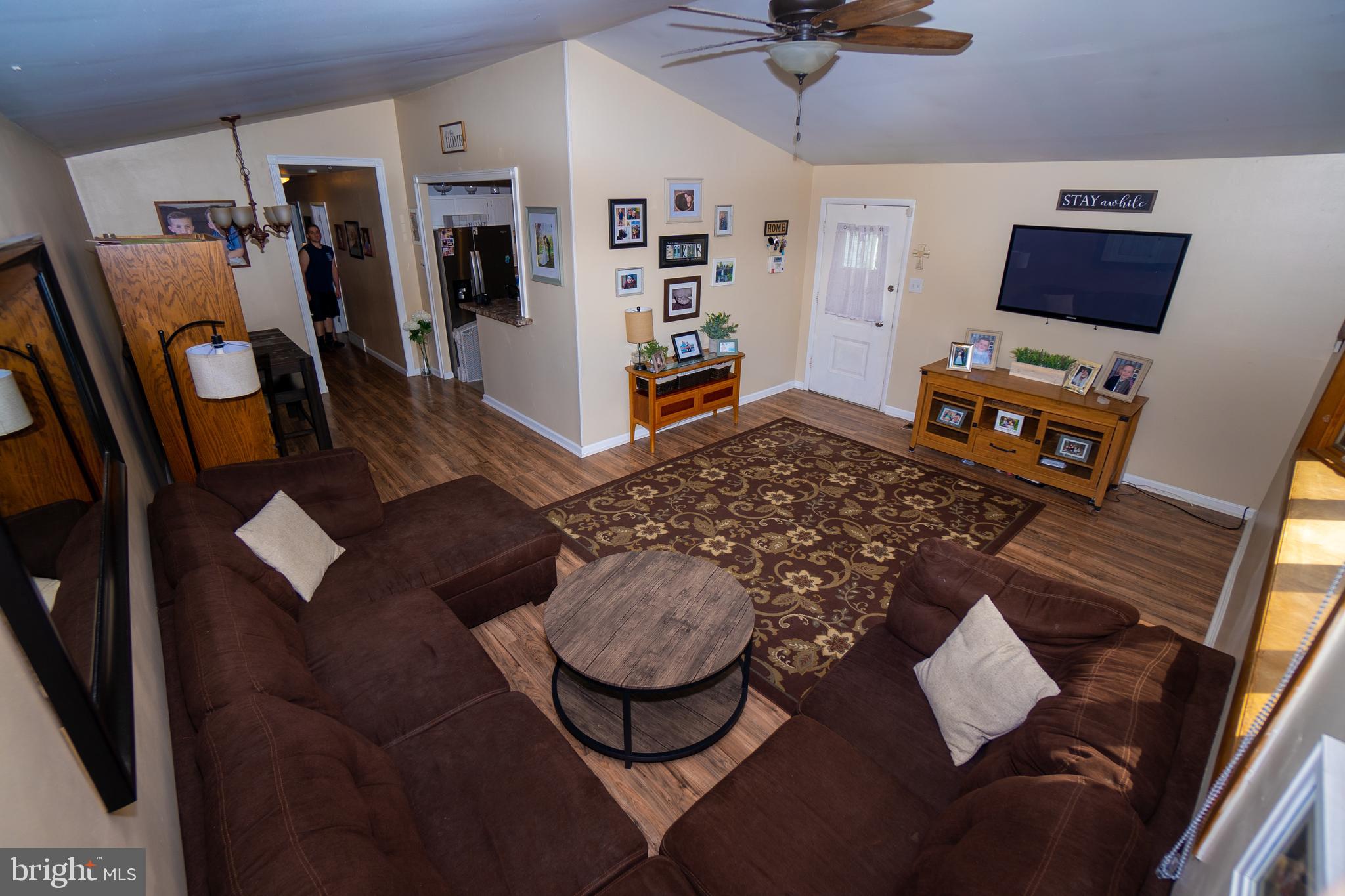 3611 Chesterfield Road Philadelphia, PA 19114 - Photo 6 of 37 Gallery Image 6