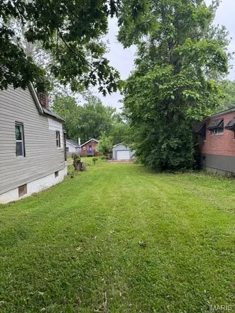 $8,900 | 6922 Plymouth Avenue, University City, MO 63130