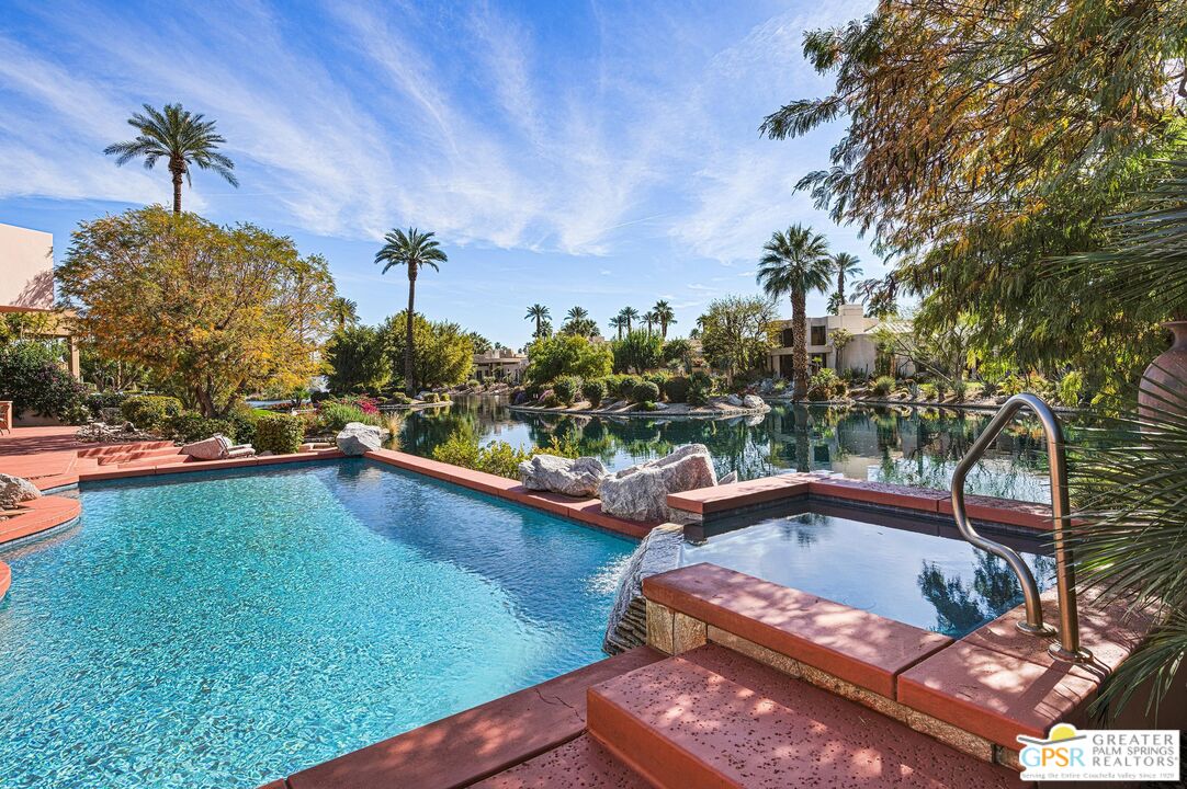 114 Waterford Circle Rancho Mirage, CA 92270 - Photo 18 of 54