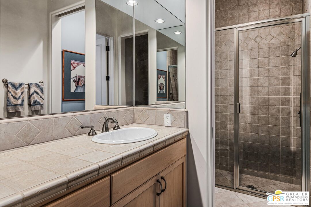 114 Waterford Circle Rancho Mirage, CA 92270 - Photo 30 of 54