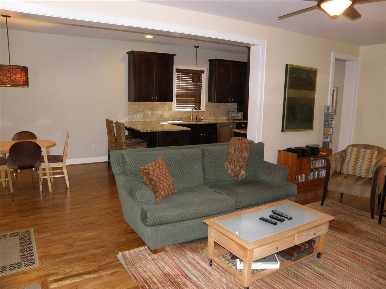 112 Henderson Street Raleigh, NC 27607 - Photo 7 of 25 Living Room