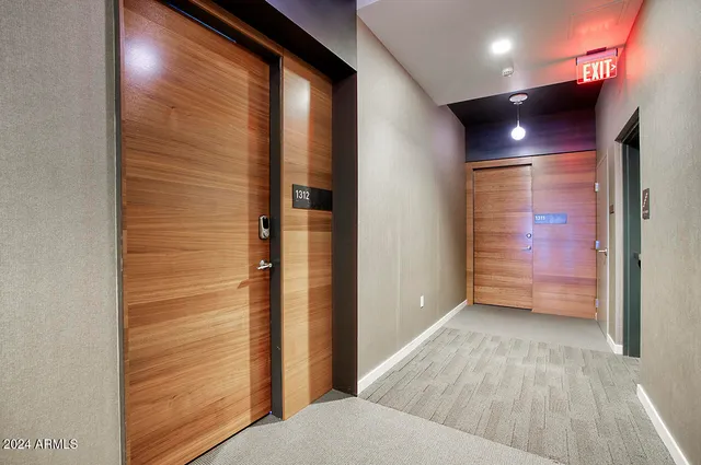 a picture of a park with a floor