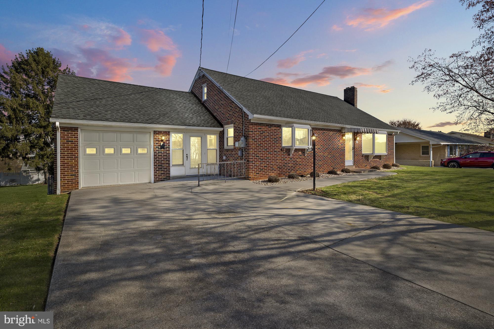 4119 Grandview Road Hanover, PA 17331 - Photo 1 of 55 Gallery Image 1