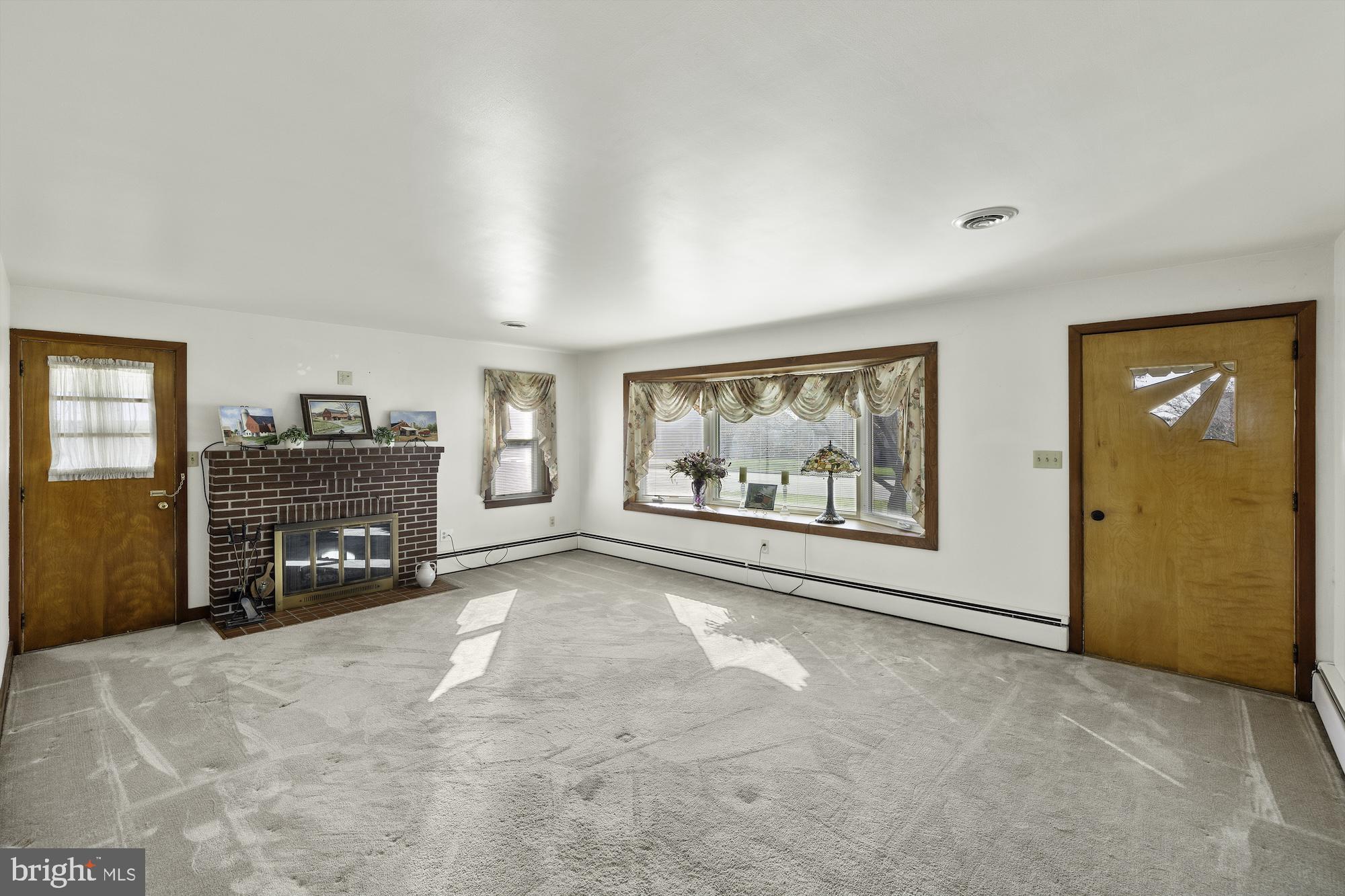 4119 Grandview Road Hanover, PA 17331 - Photo 8 of 55 Gallery Image 8