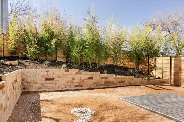 $1,469,800 | 1802 Overhill Drive, Austin, TX 78721