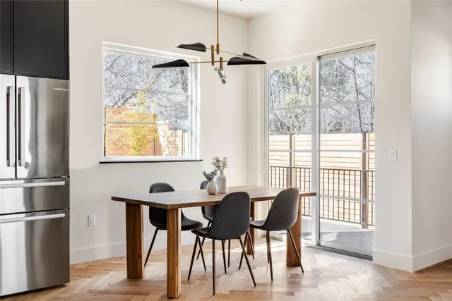 $1,469,800 | 1802 Overhill Drive, Austin, TX 78721