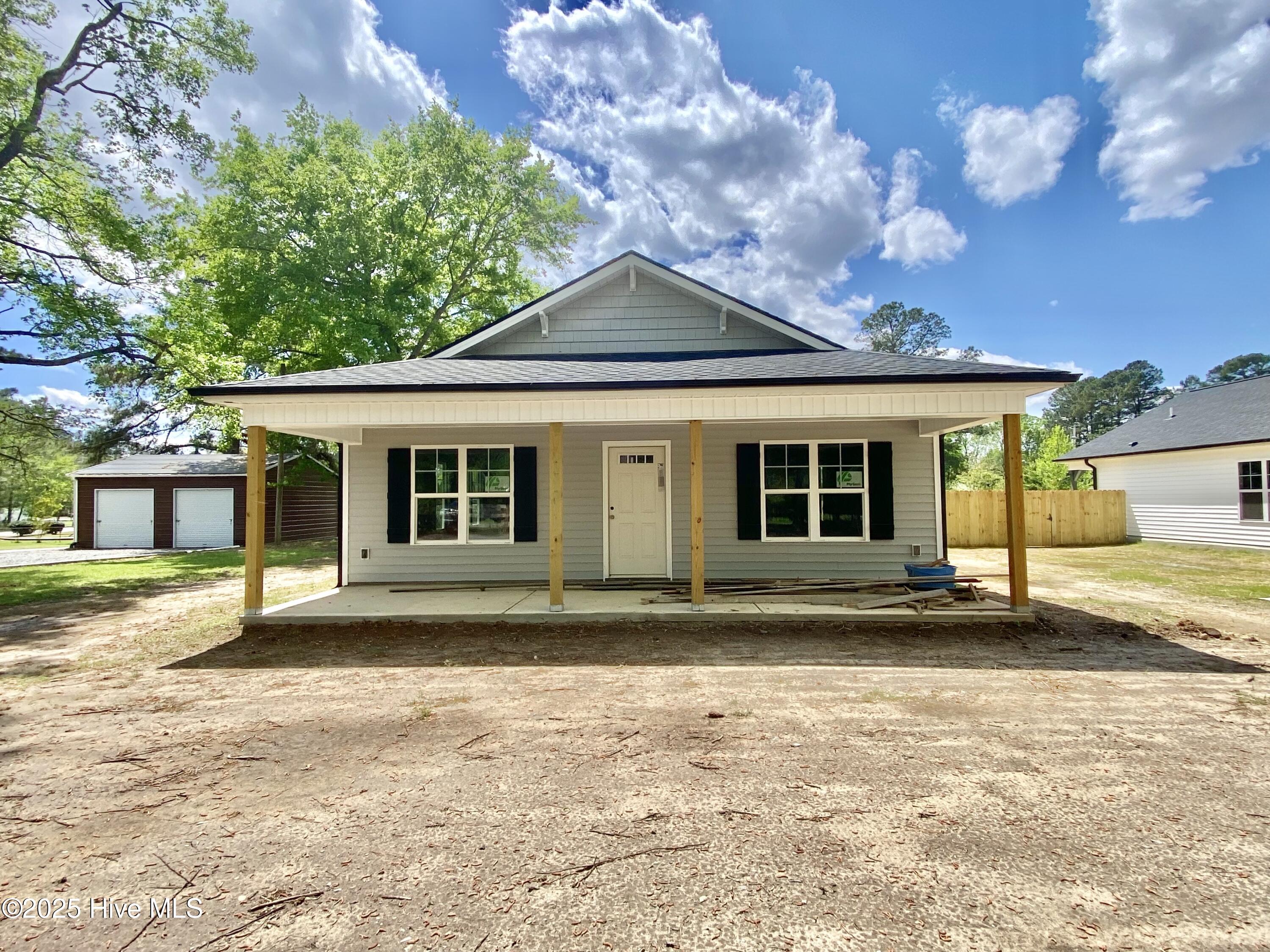233 Jenkins Street Dunn, NC 28334 - Photo 2 of 7 IMG_7909