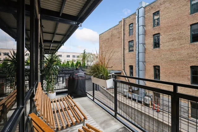 $400,000 | 618 North Washington Avenue, Unit 304, Minneapolis, MN 55401