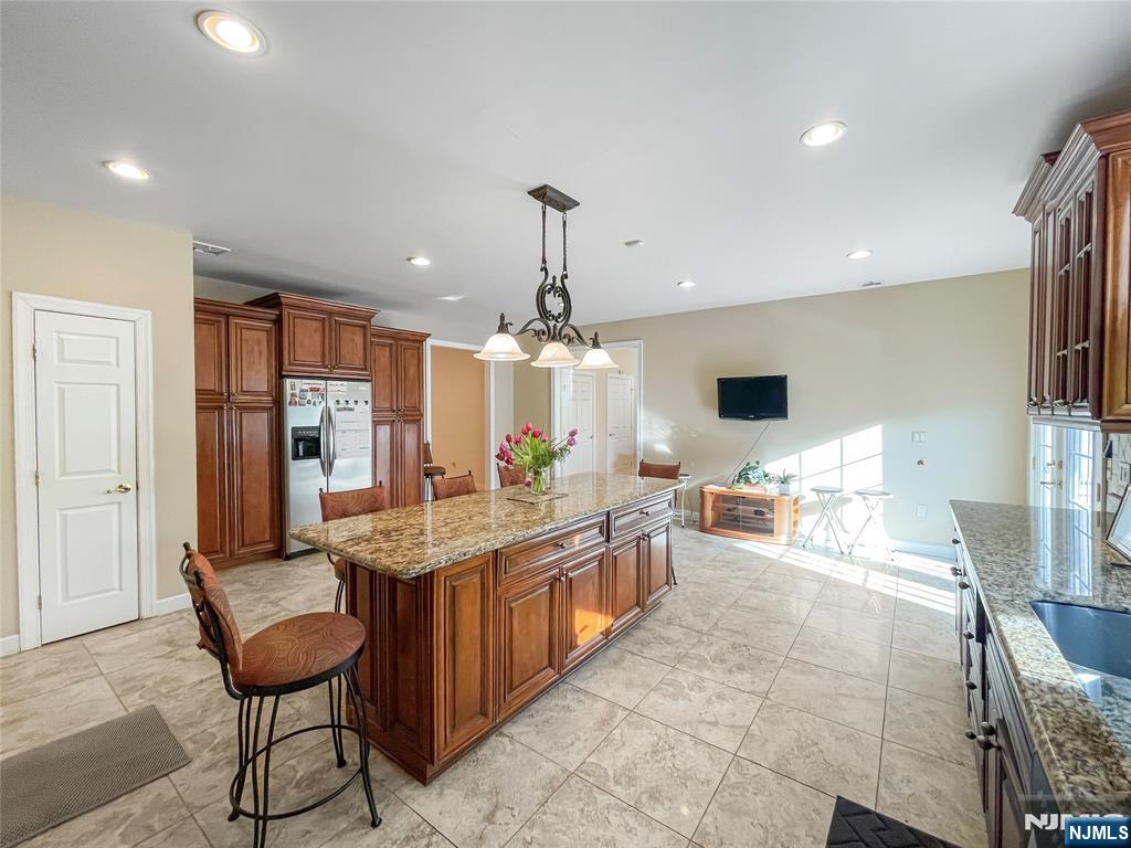 445 Nevada Street Paramus, NJ 07652 - Photo 15 of 50
