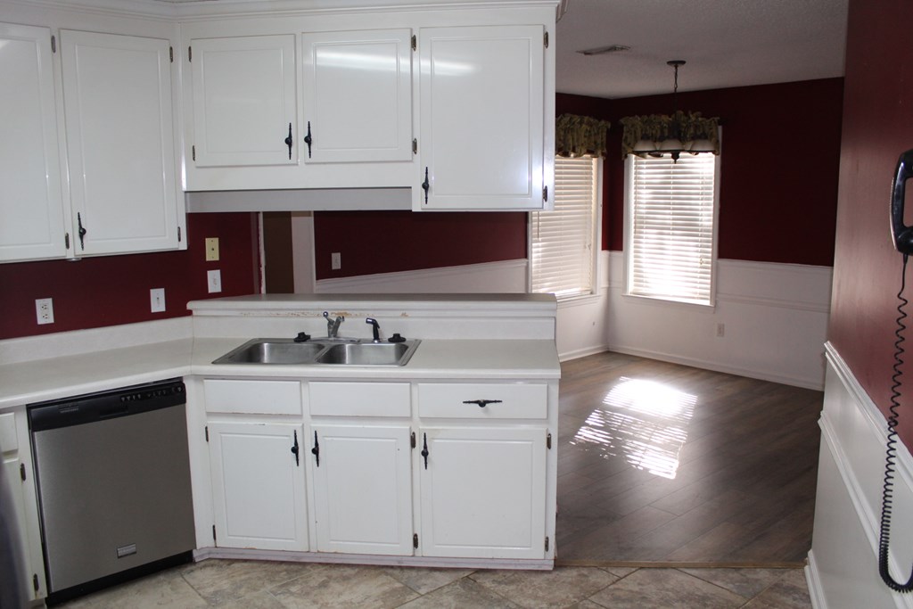 901 Woodleigh Road Dothan, AL 36305 - Photo 13 of 25
