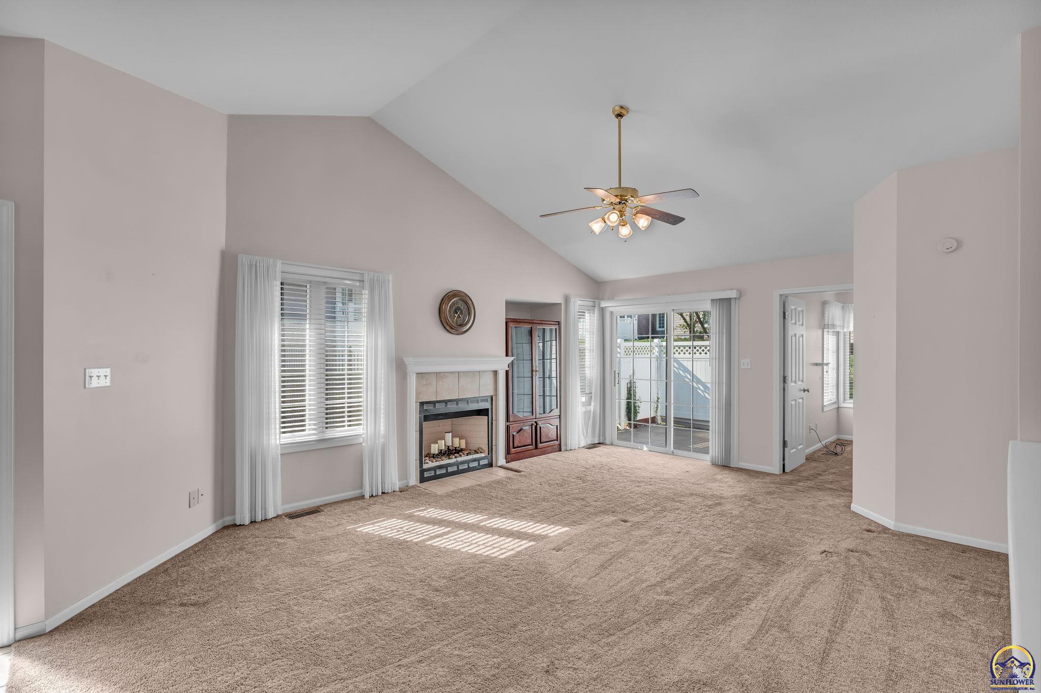 5316 Southwest 23rd Street Topeka, KS 66614 - Photo 11 of 36