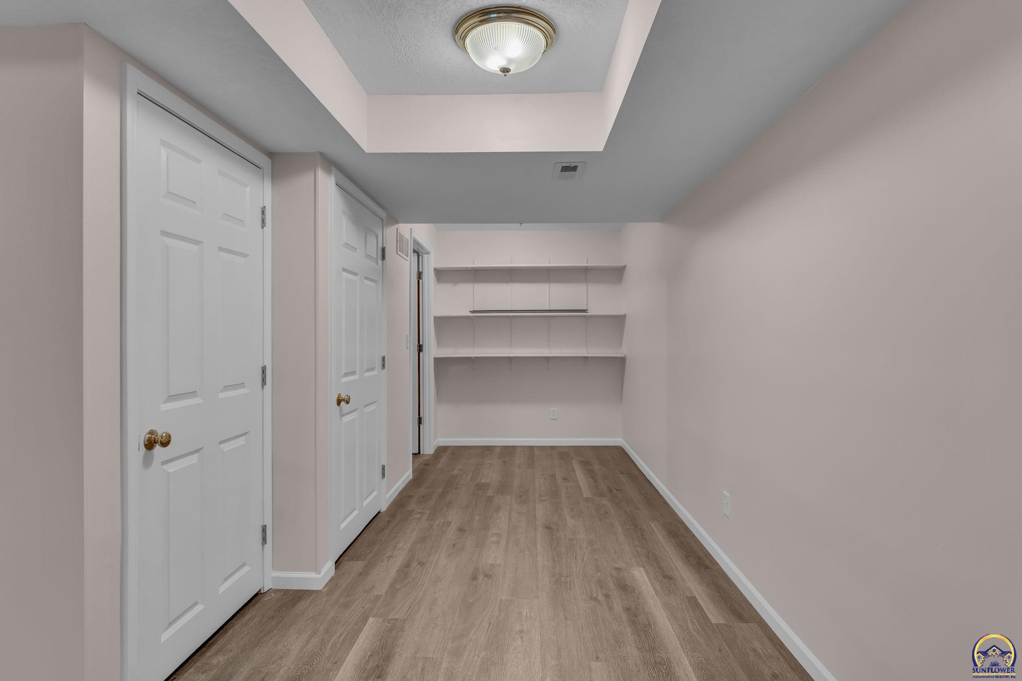 5316 Southwest 23rd Street Topeka, KS 66614 - Photo 25 of 36