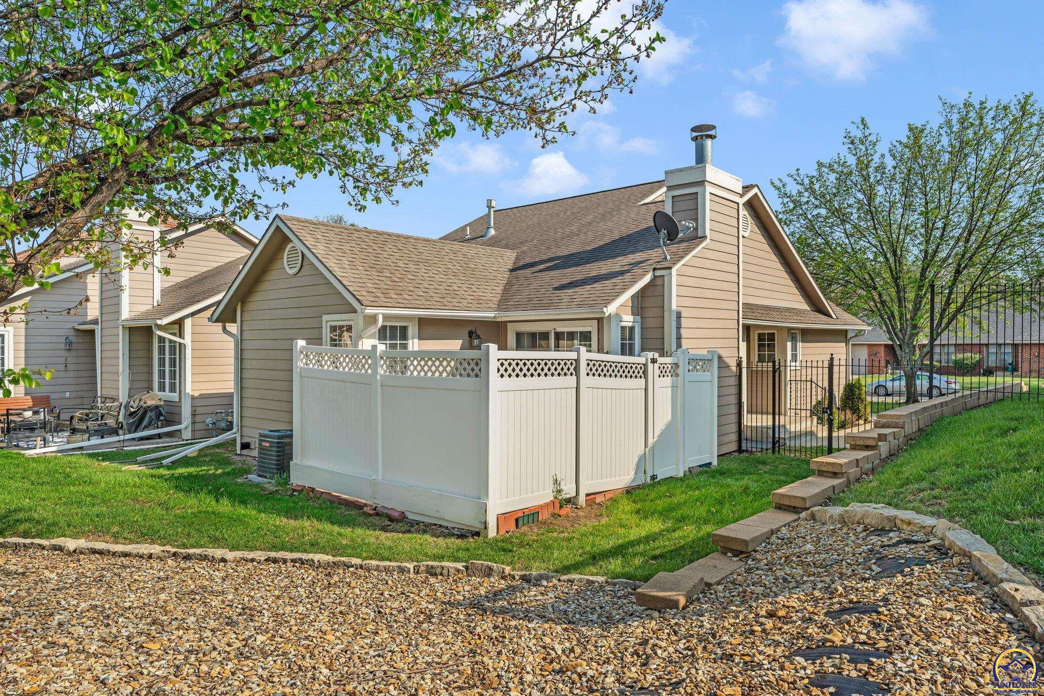 5316 Southwest 23rd Street Topeka, KS 66614 - Photo 32 of 36