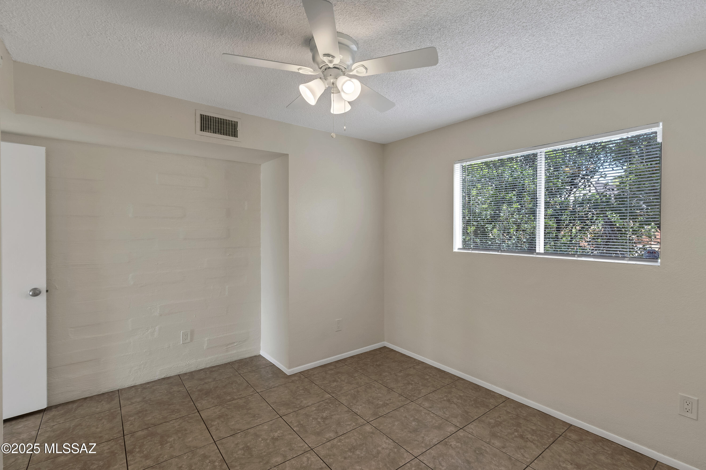 1341 East Fort Lowell Road, Unit 52B Tucson, AZ 85719 - Photo 9 of 22 Gallery Image 9