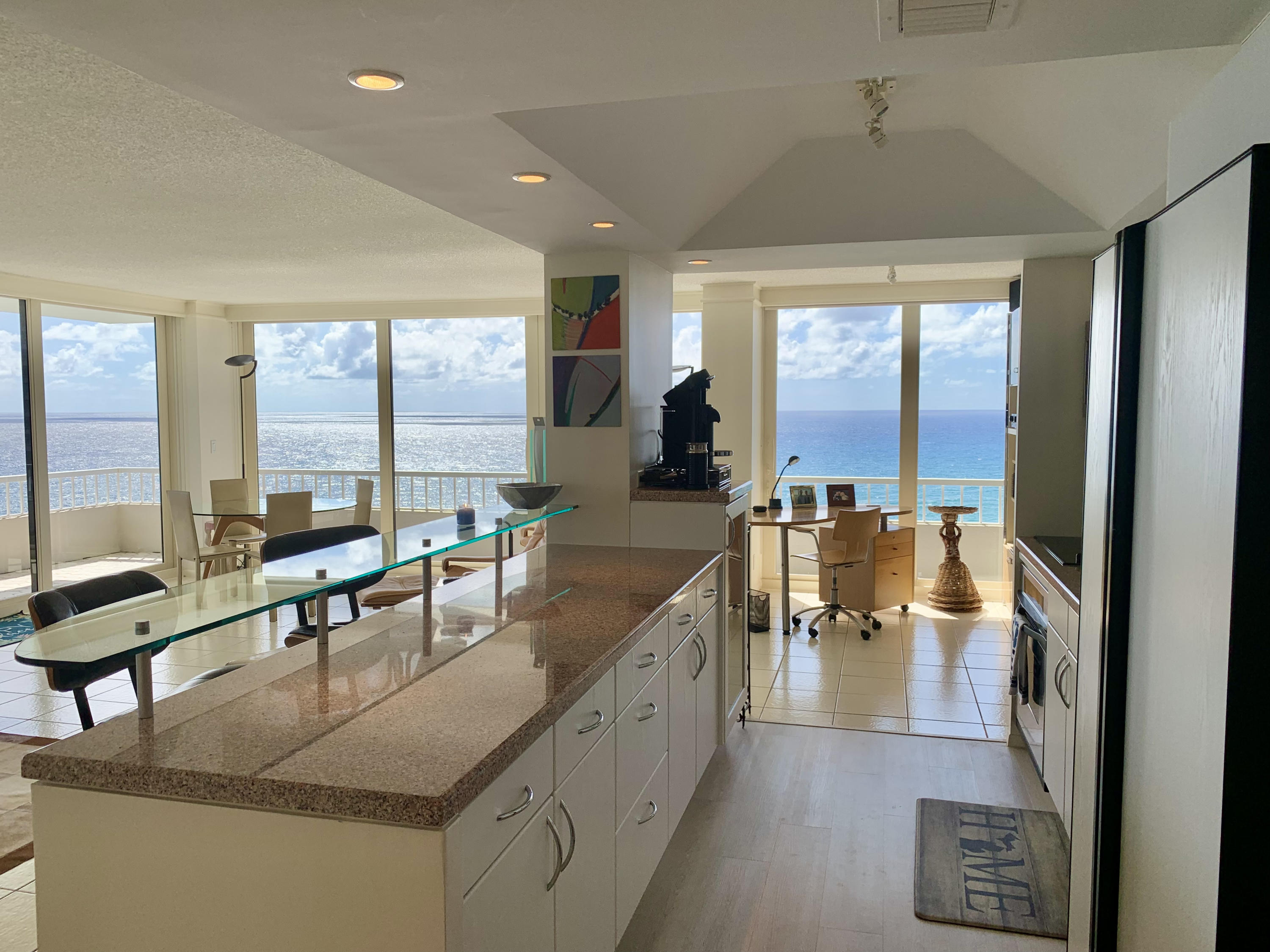 5540 North Ocean Drive, Unit PHA Riviera Beach, FL 33404 - Photo 11 of 42 Interior views